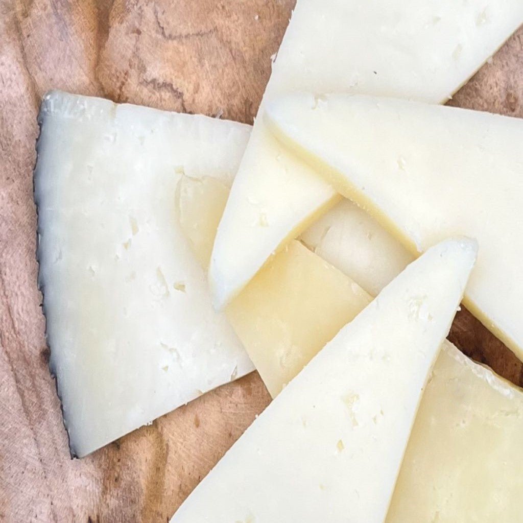 Queso semicurado - Leche de Vaca, Cabra y Oveja